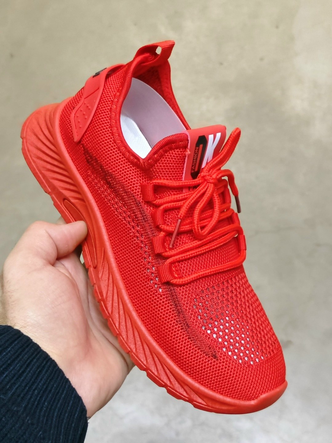 кроссовки,кроссовки закрытые,повседневные кроссовки,мужские кроссовки,кроссовка