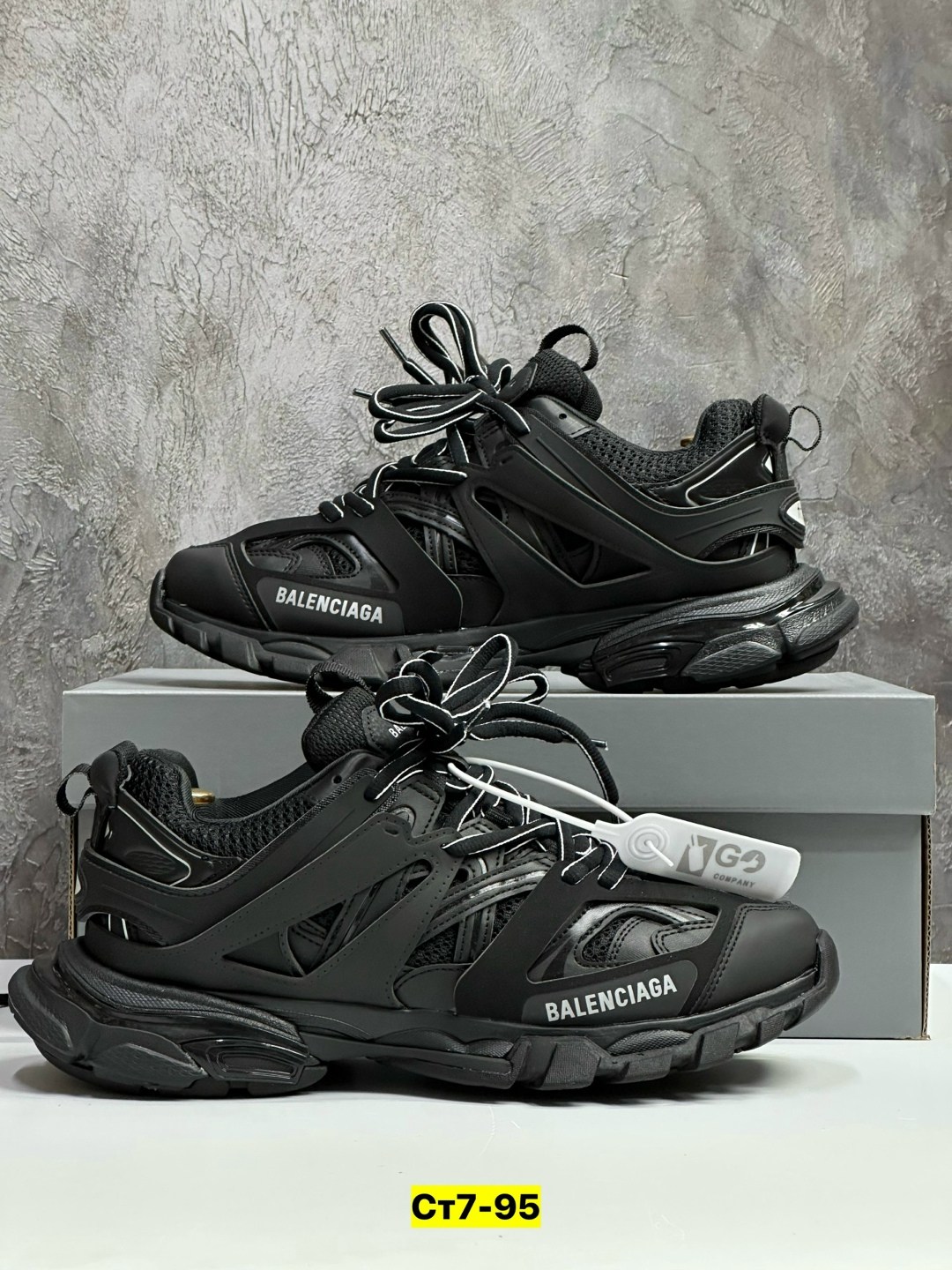 кроссовки balenciaga track,кроссовки balenciaga,кроссовки balenciaga женские,кроссовки баленсиага track balenciaga,мужские кроссовки balenciaga track в стиле баленсиага черные многослойная подошва