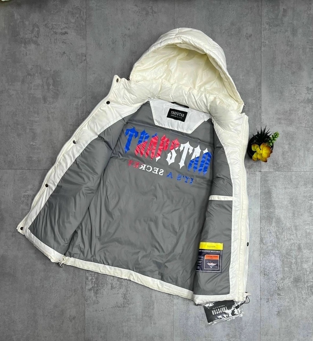 жилетка moncler,жилетка с капюшоном,жилетка монклер серая,жилет зимний,жилетка