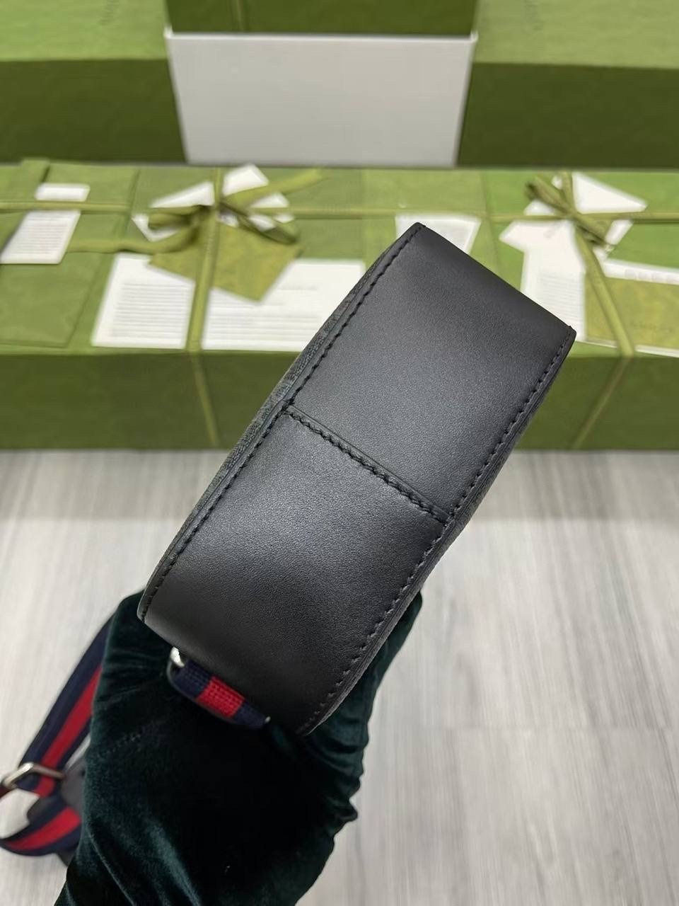 сумка gucci мужская через плечо,мужская сумка gucci,сумка через плечо gucci,сумка мессенджер gucci,сумка гуччи мужская через плечо