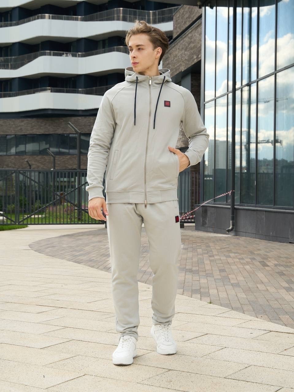 спортивный костюм hugo boss,спортивный костюм hugo,спортивный костюм kiton,костюм kiton,спортивный костюм tommy hilfiger