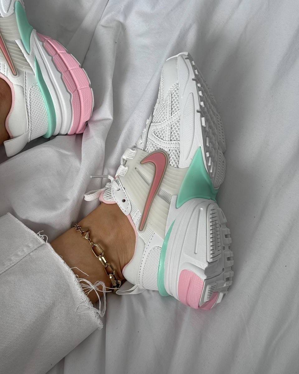 женские кроссовки nike,кроссовки nike,кроссовки nike v 2 k run,кроссовки,женские кроссовки