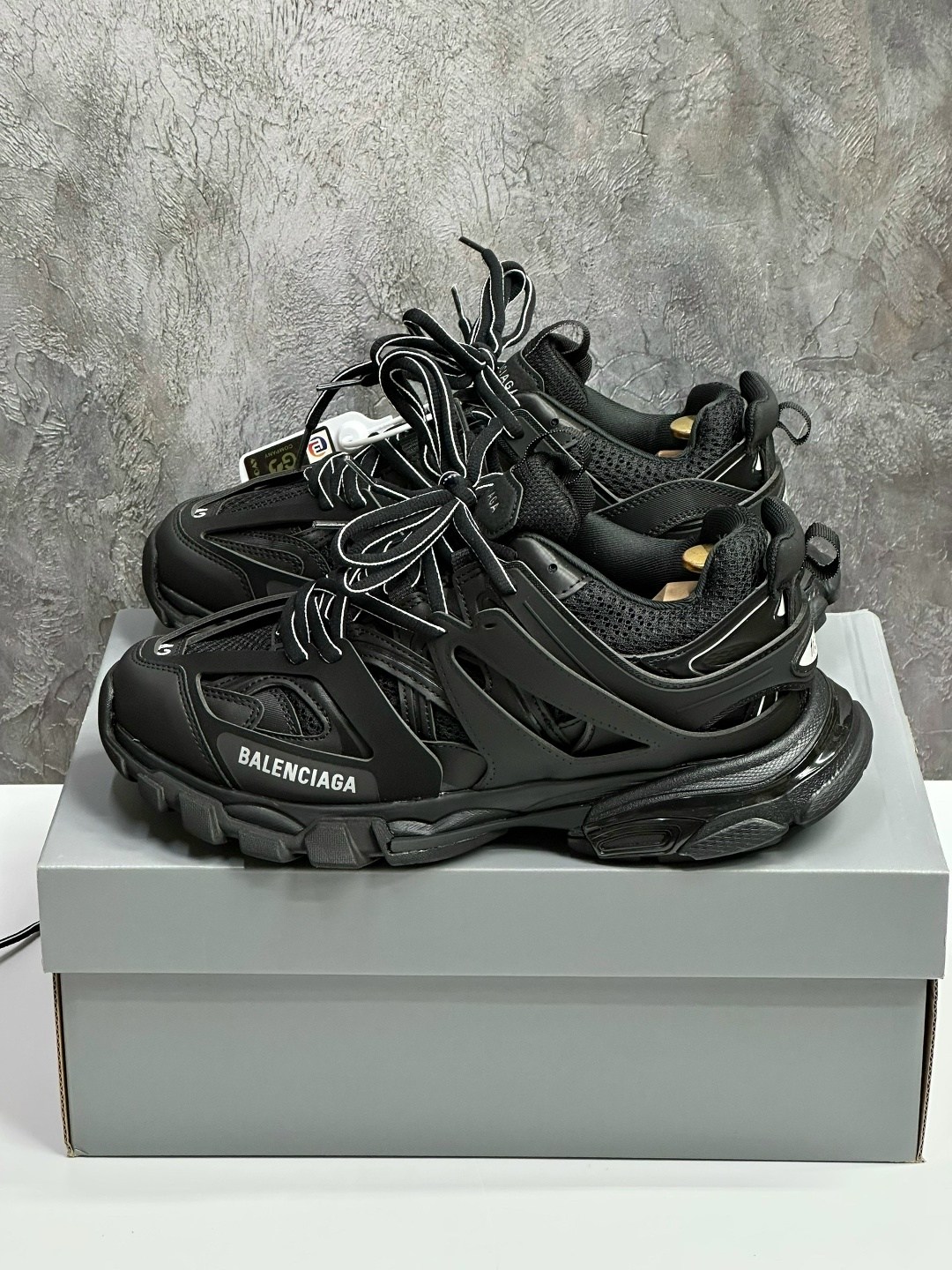 кроссовки balenciaga track,кроссовки balenciaga,кроссовки balenciaga track 1,мужские кроссовки balenciaga track черные,balenciaga track