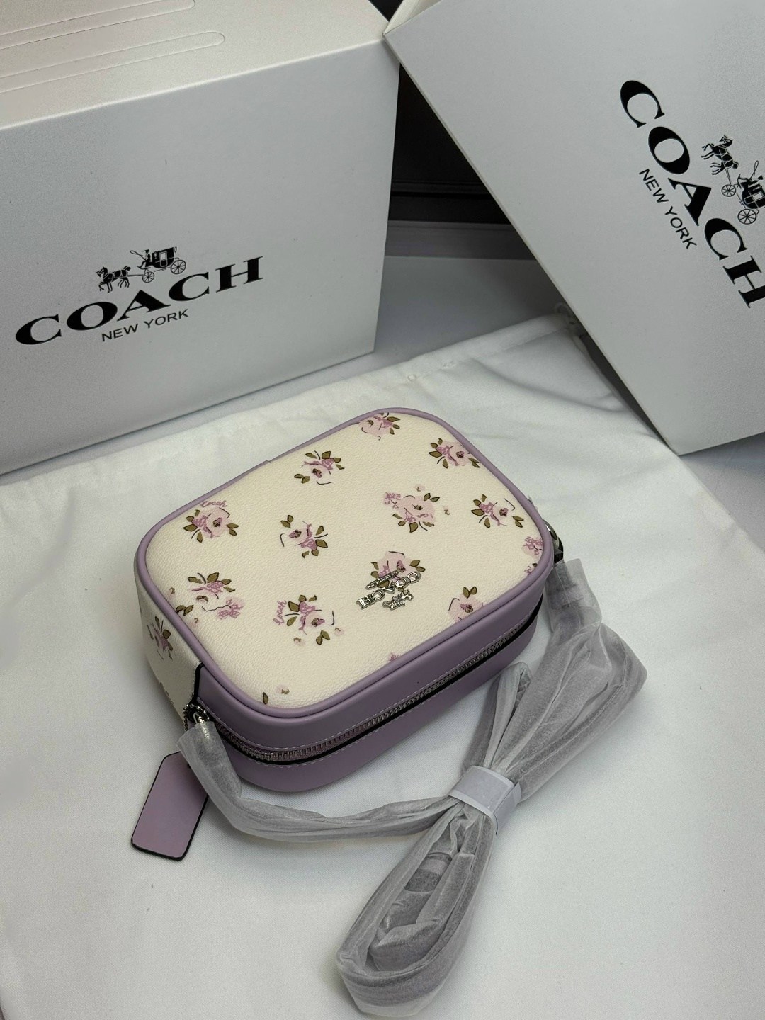 coach сумка женская,coach сумка,сумка coach coach co069bwbilc6,сумка coach цветы,coach сумка с цветочками