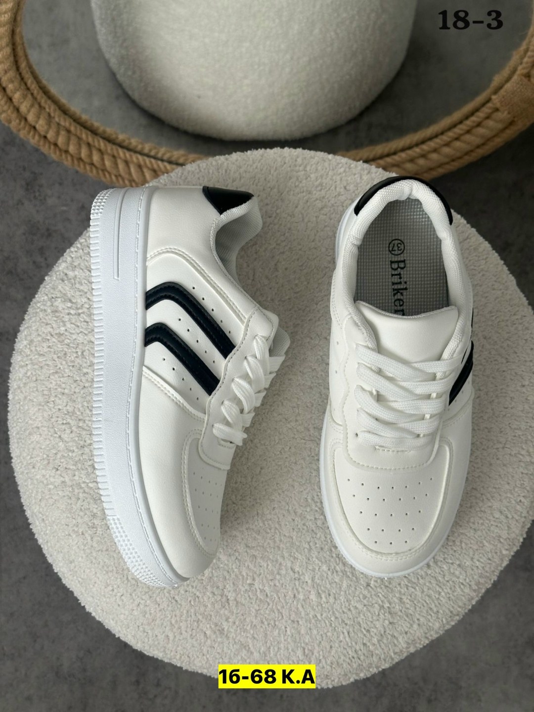 ,кроссовки женские,белые кроссовки, женская,кроссовки светлые