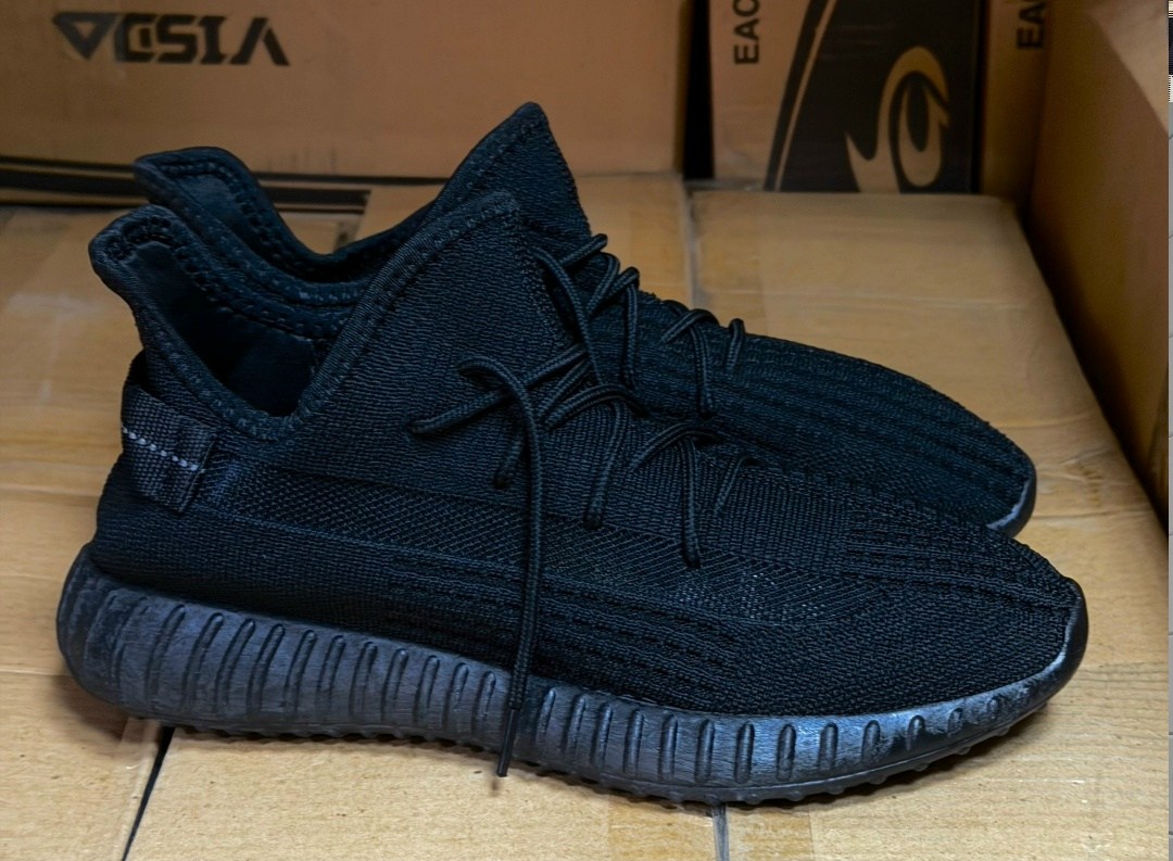 кроссовки adidas yeezy boost 350,adidas yeezy boost 350 v 2,кроссовки мужские yeezy boost 350,adidas yeezy boost 350,кроссовки adidas yeezy boost