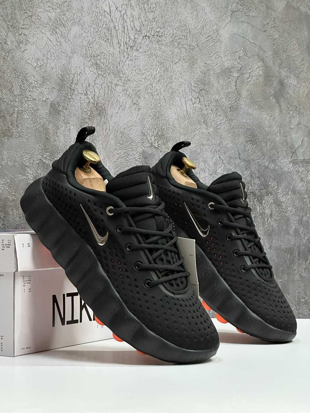 кроссовки,кроссовки огромные,кроссовки черные,кроссовки для мужчин,кроссовки найк