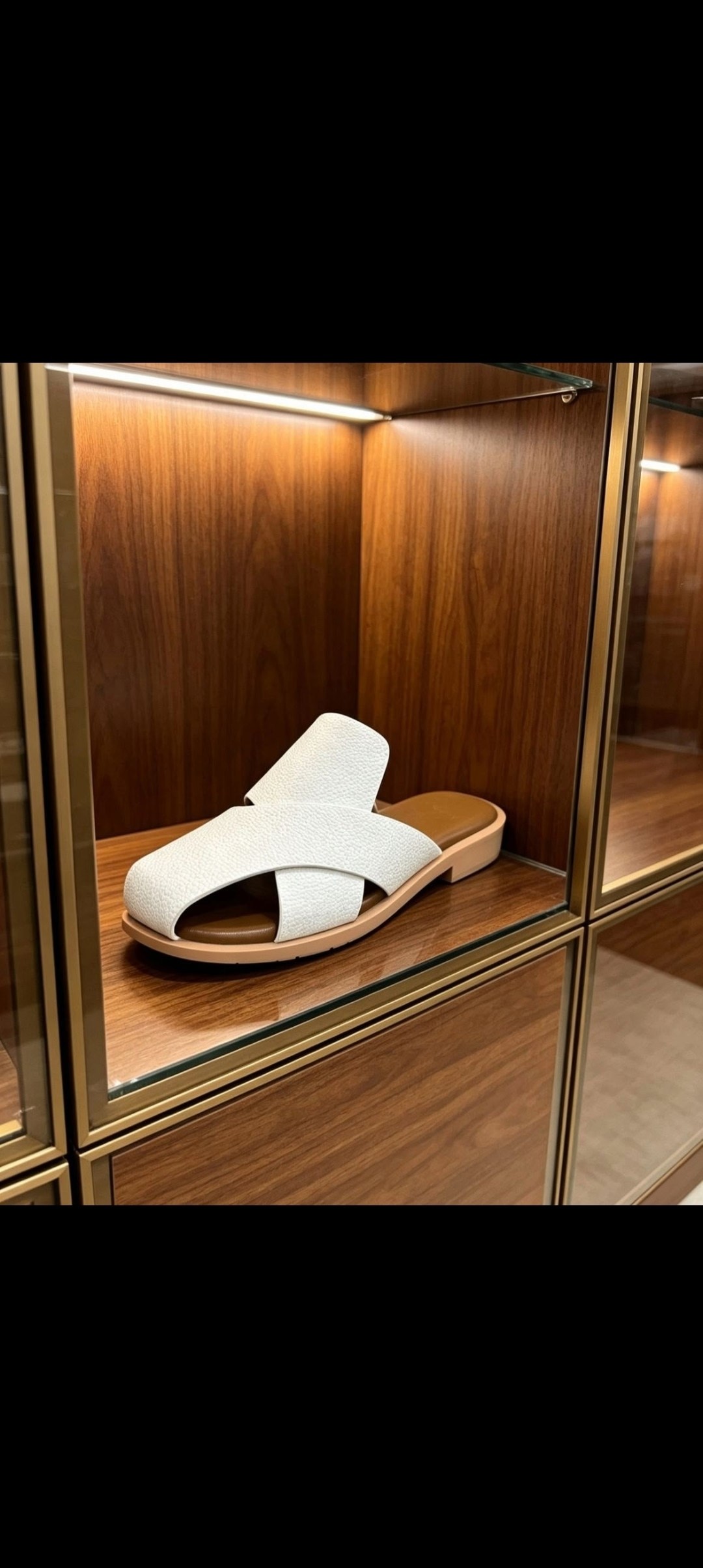 замшевые шлепанцы brunello cucinelli,,мужские шлепанцы,шлепанцы brunello cucinelli,шлепанцы замшевые