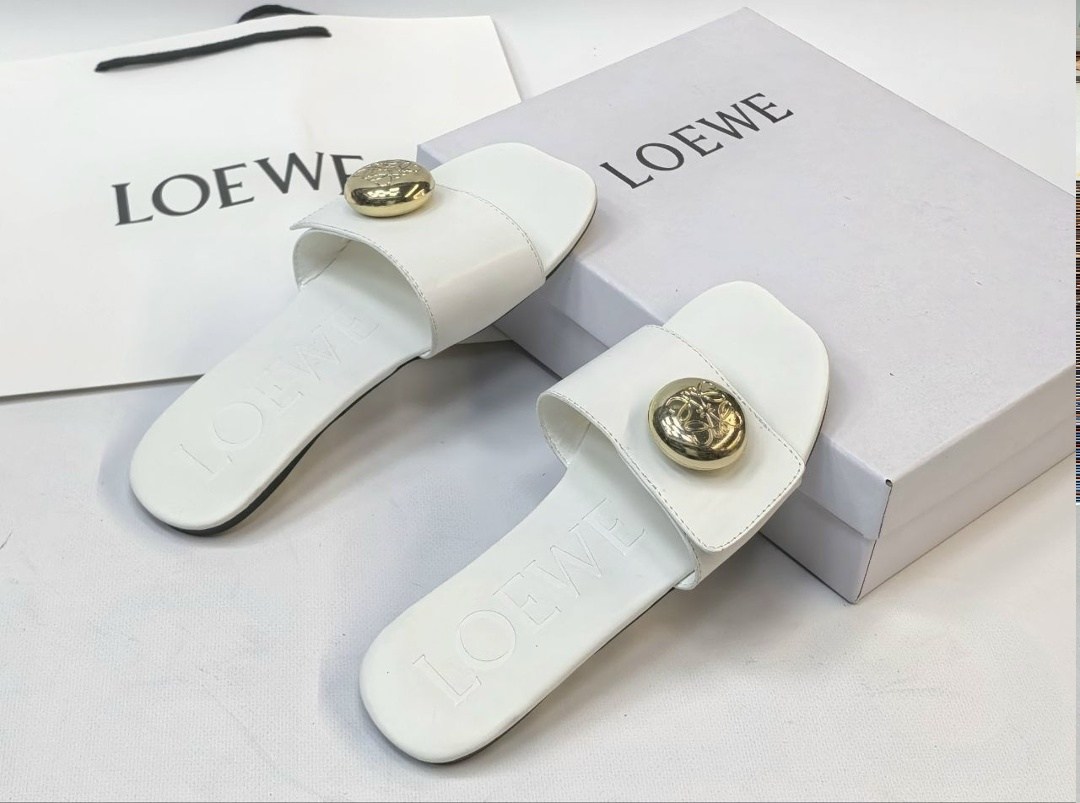 шлепанцы женские,,шлепки женские,белые шлепанцы,модные тапочки