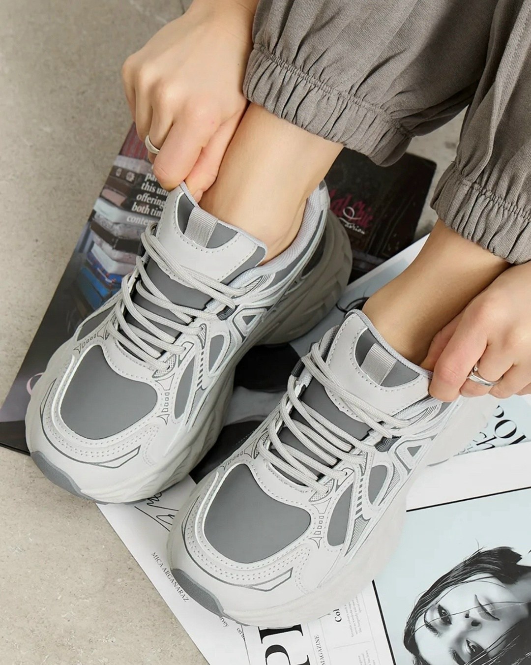 кроссовки,кроссовки женскиe,женские массивные кроссовки,спортивная ,модные женские кроссовки 2025