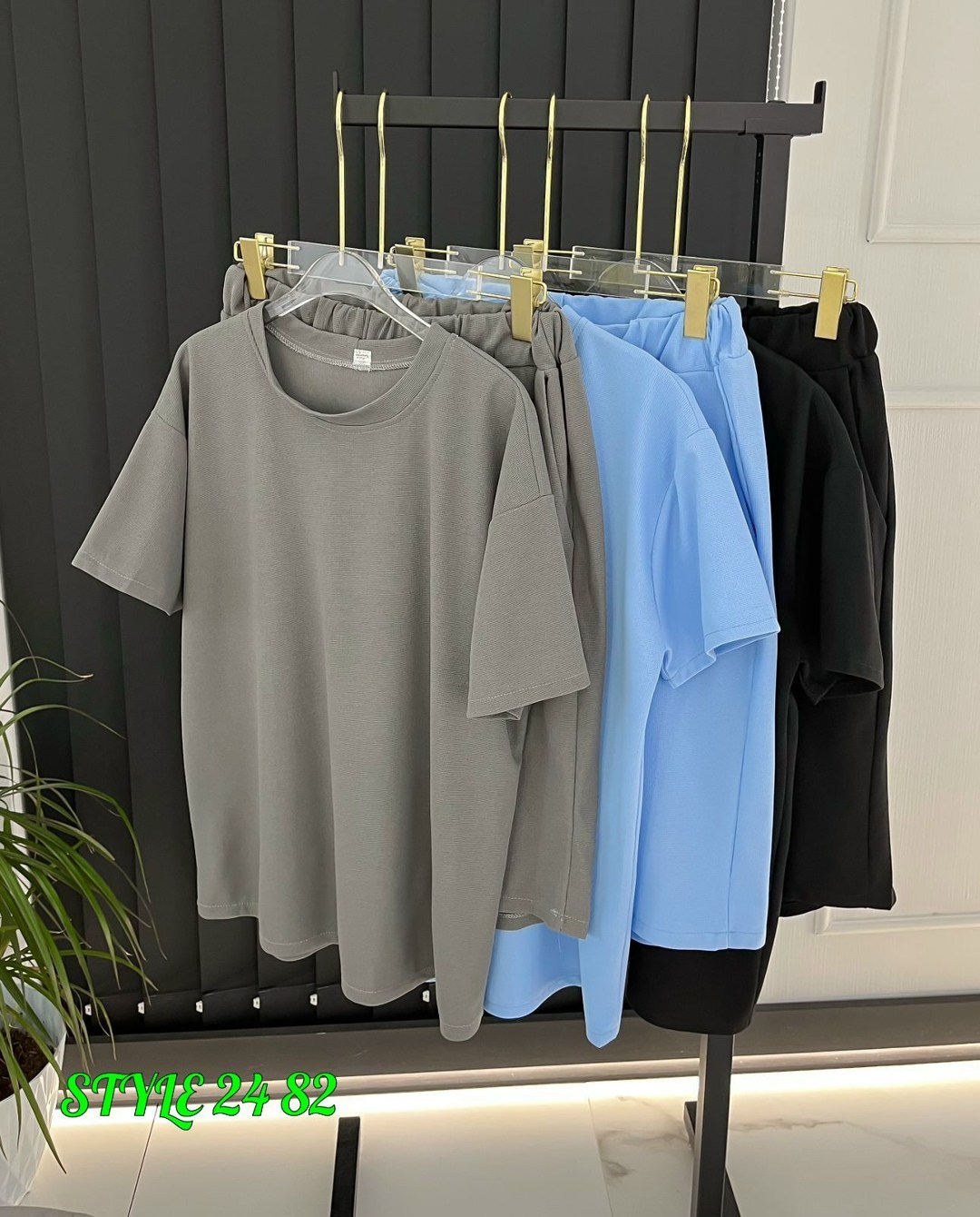 костюм с шортами и футболкой спортивный летний мужской,костюм спортивный мужской,спортивный костюм для мужчин,мужская спортивная одежда,шорты мужские спортивные