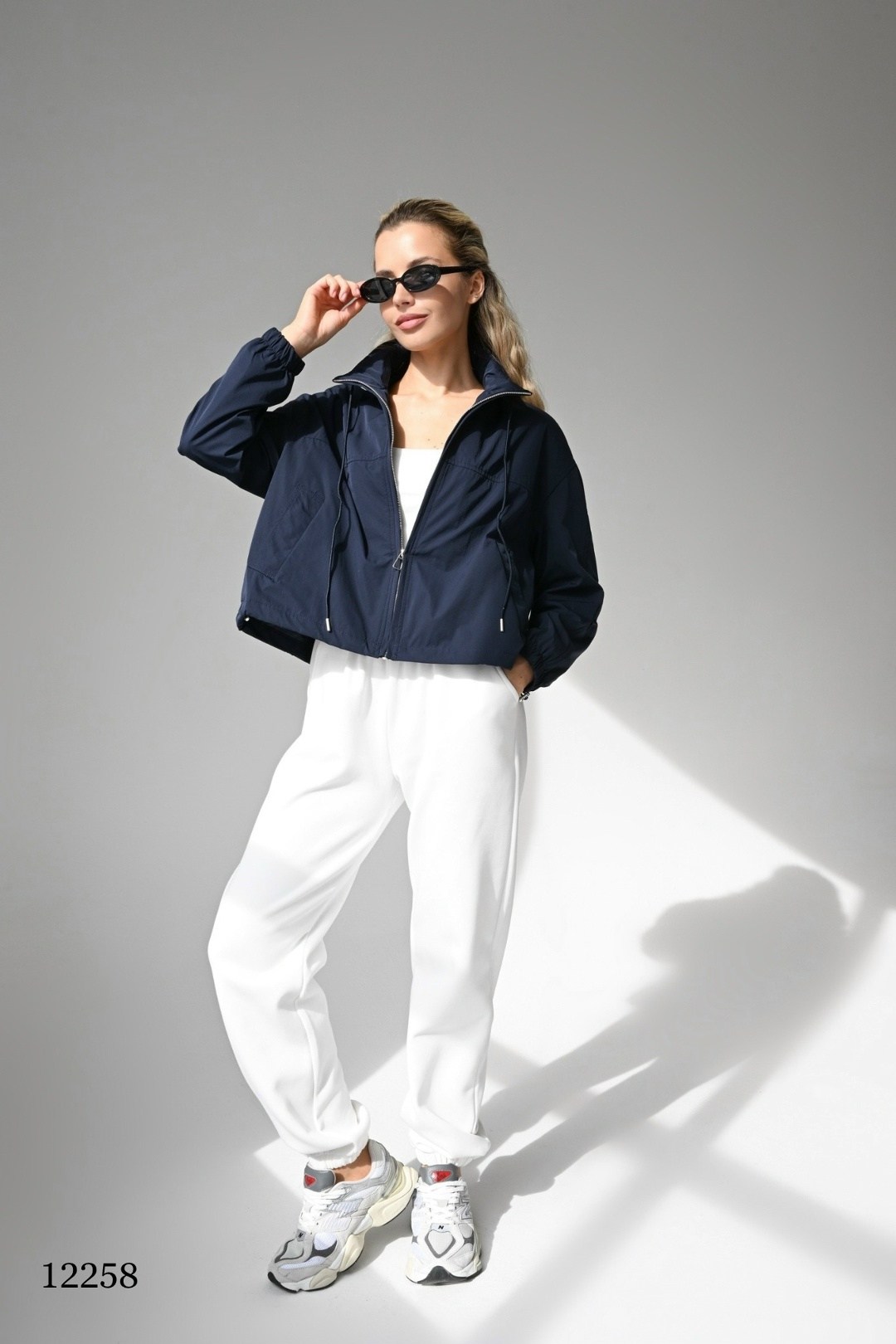 куртка оверсайз,куртка женская,легкая куртка,ветровка женская,куртка укороченная