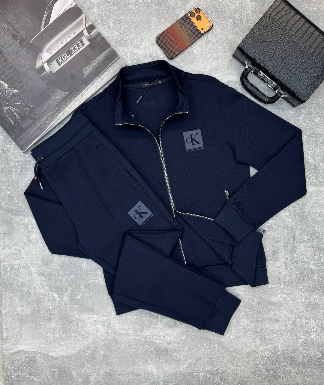 мужской спортивный костюм armani exchange,спортивный костюм calvin klein,спортивный костюм stefano ricci,спортивный костюм armani exchange,спортивный костюм armani мужской