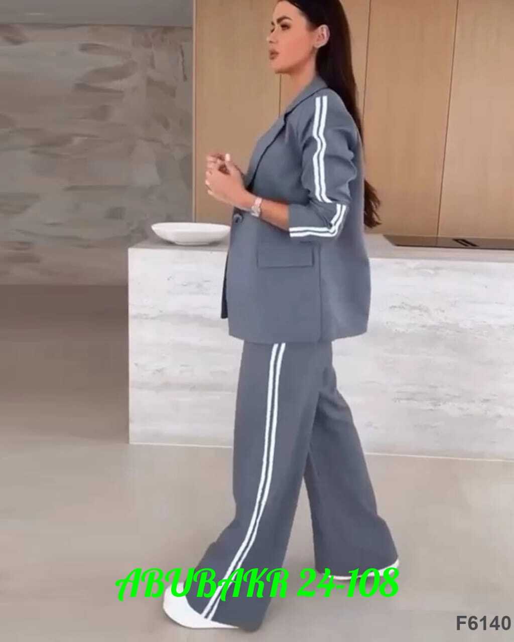 классический женский брючный костюм,костюм женский с полосками,костюм женский двойка в сером цвете,брючный костюм женский,классический брючный костюм двойка