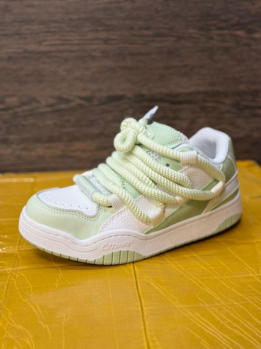 удобные кроссовки,повседневные кроссовки,модные кроссовки,,кроссовки оригинал