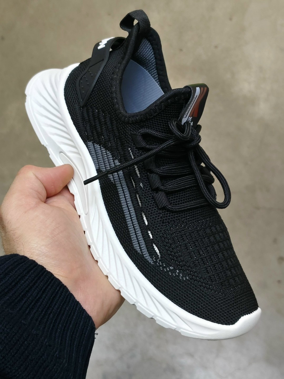 кроссовки,кроссовки закрытые,повседневные кроссовки,мужские кроссовки,кроссовка