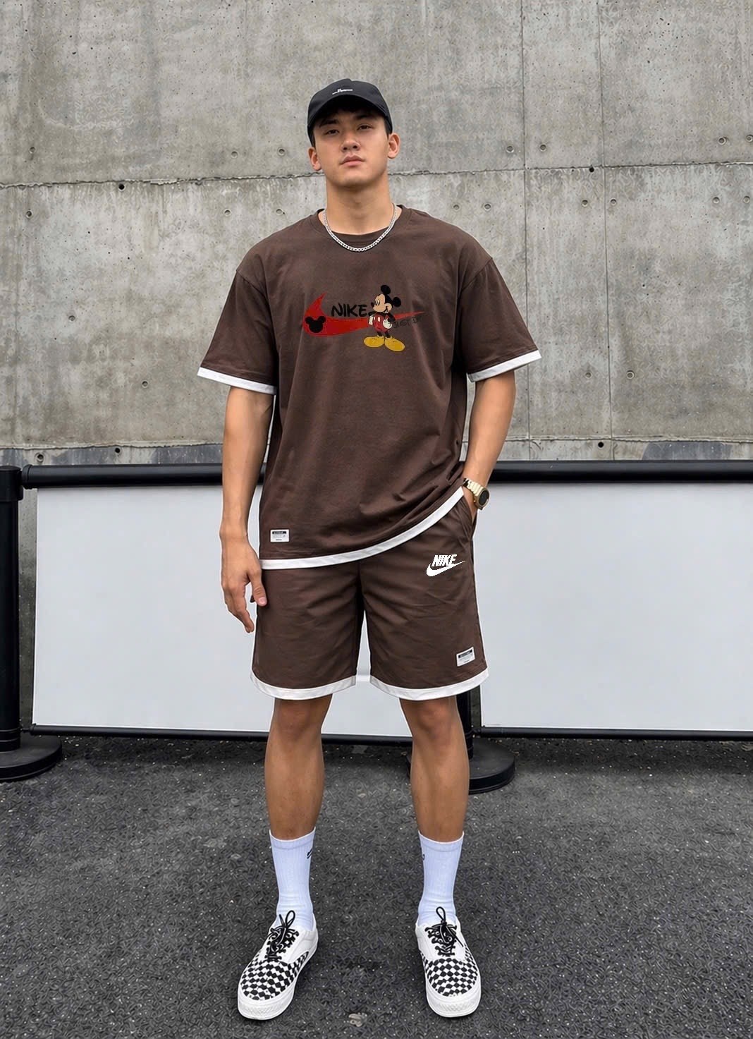 мужской спортивный костюм с шортами и футболкой,мужской спортивный костюм с шортами,костюм спортивный мужской,спортивные костюмы,мужской костюм с шортами