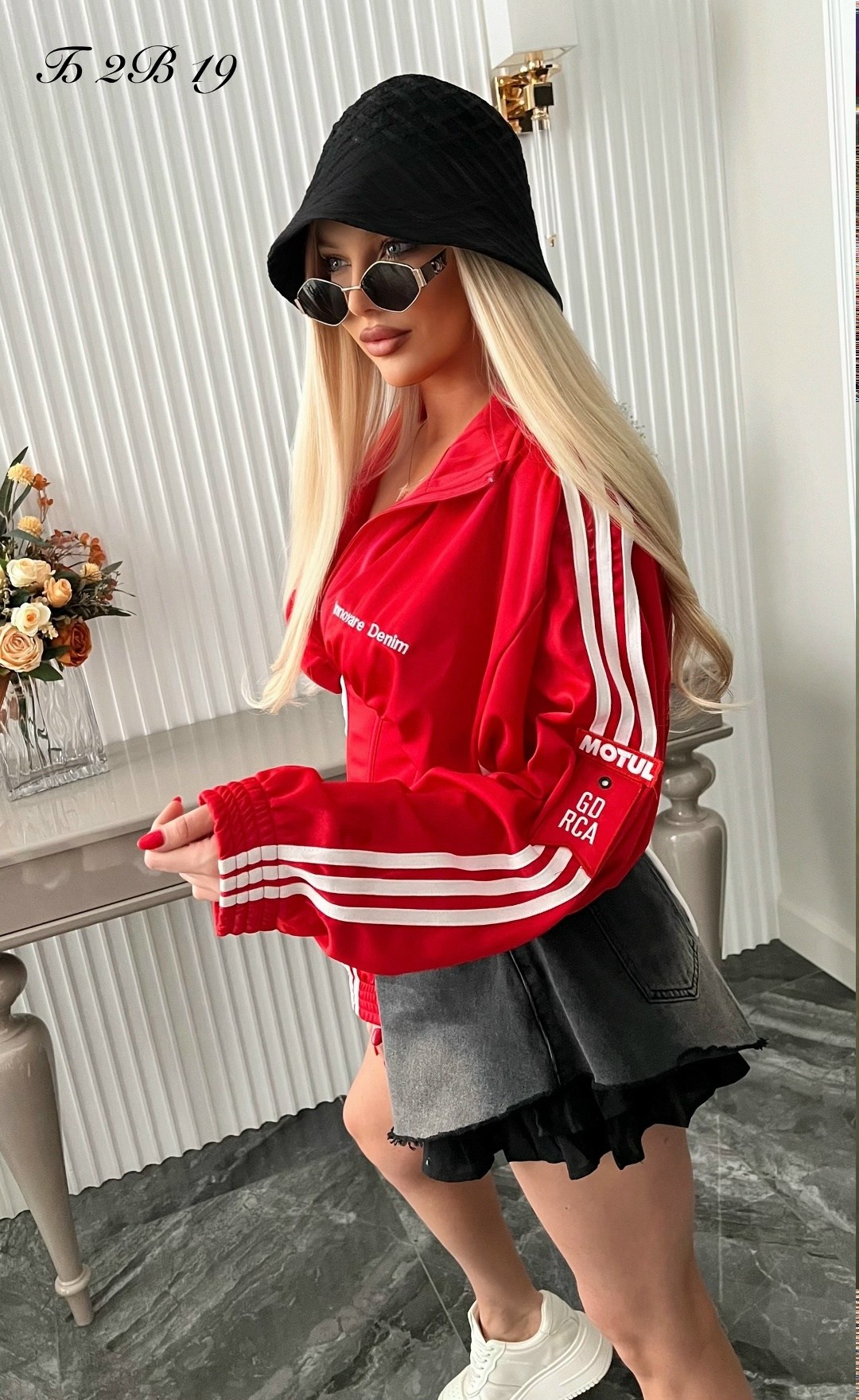 куртка бомбер,стильные костюмы,куртка женская бомбер,куртка женская,костюм с юбкой