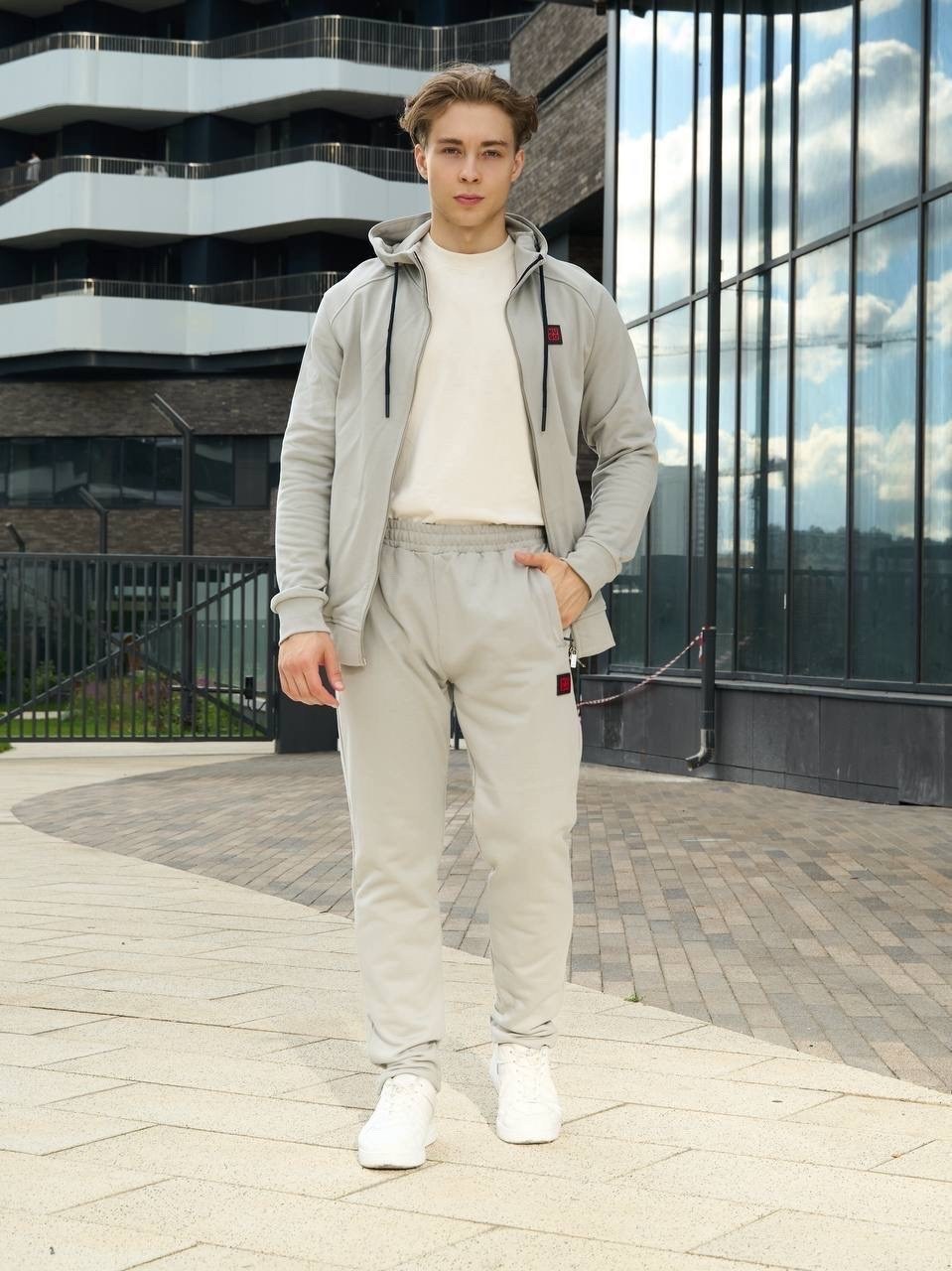 спортивный костюм hugo boss,спортивный костюм hugo,спортивный костюм kiton,костюм kiton,спортивный костюм tommy hilfiger