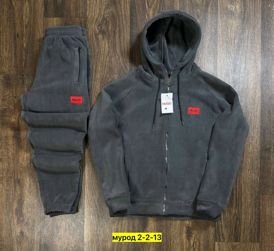 спортивный костюм hugo boss на флисе,спортивный костюм hugo,спортивный костюм для мужчин двухсторонний флис,костюм hugo зима материал двухсторонний флис,спортивный костюм hugo флис двухсторонний