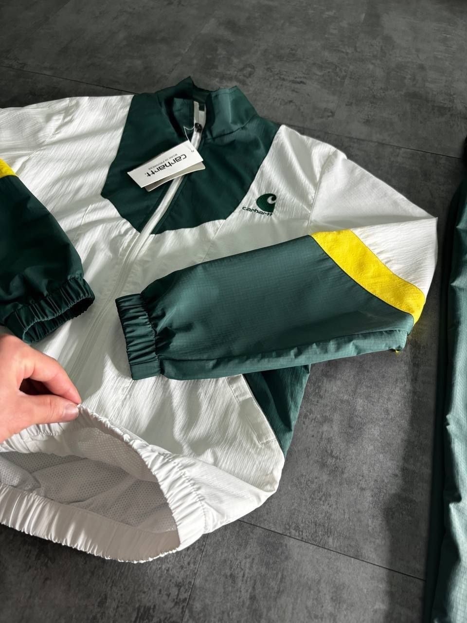 спортивный костюм carhartt,спортивные костюмы мужские,спортивные костюм,спортивный костюм adidas 90х,спортивный костюм adidas