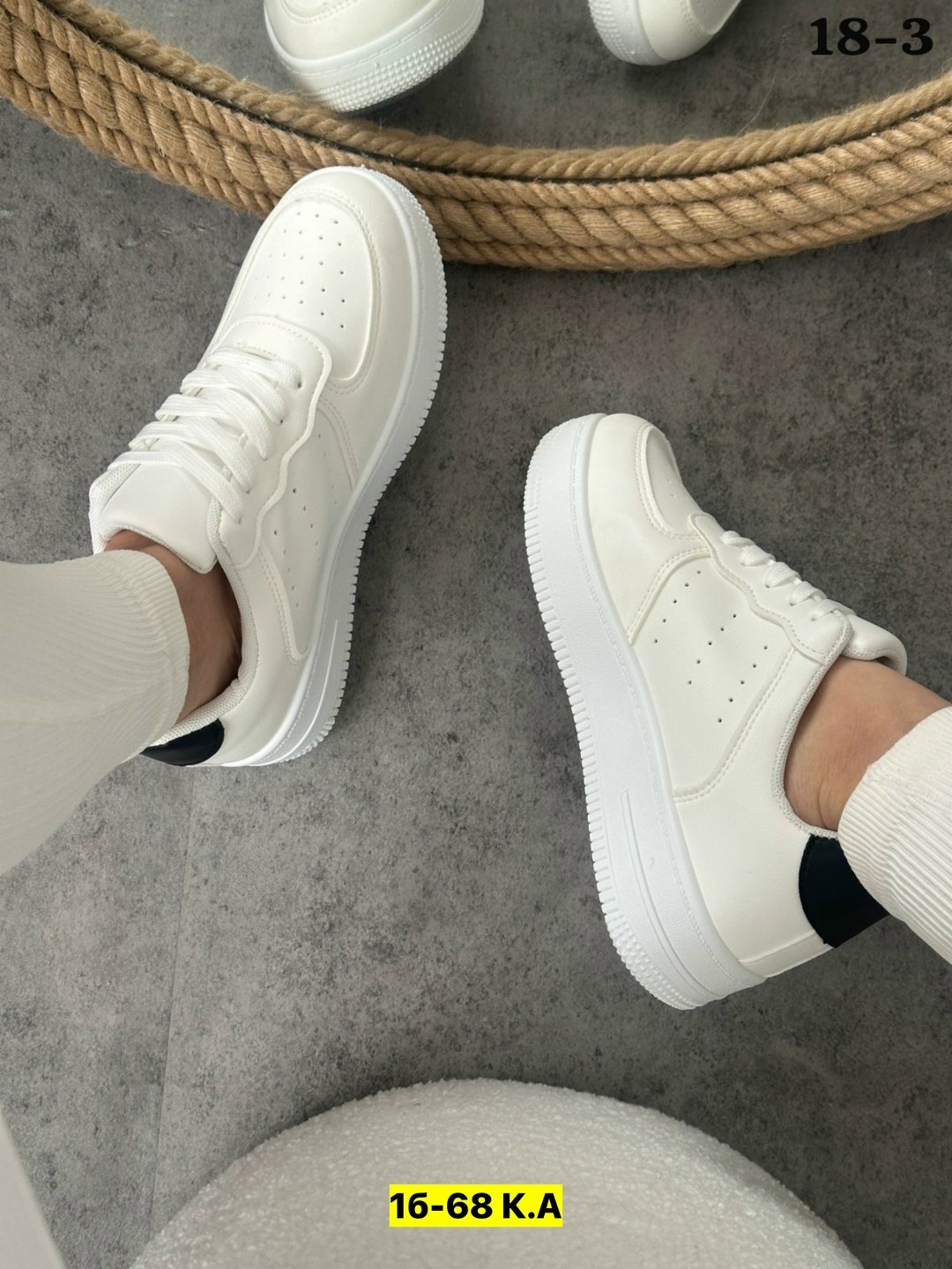 ,кроссовки женские,белые кроссовки, женская,кроссовки светлые