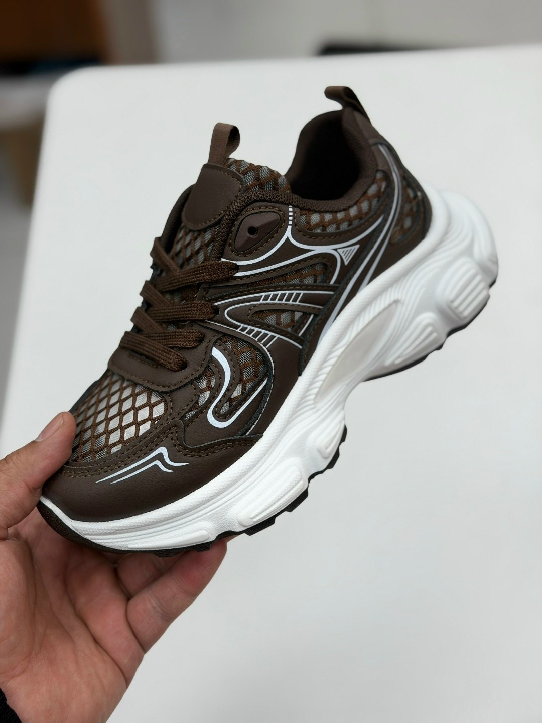 женские кроссовки,массивные кроссовки женские,массивные кроссовки,кроссовки эко,кроссовки кроссовки женские