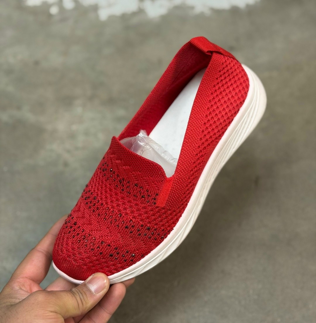 ,кроссовки женские,слипоны женские,слипоны кроссовки, женская