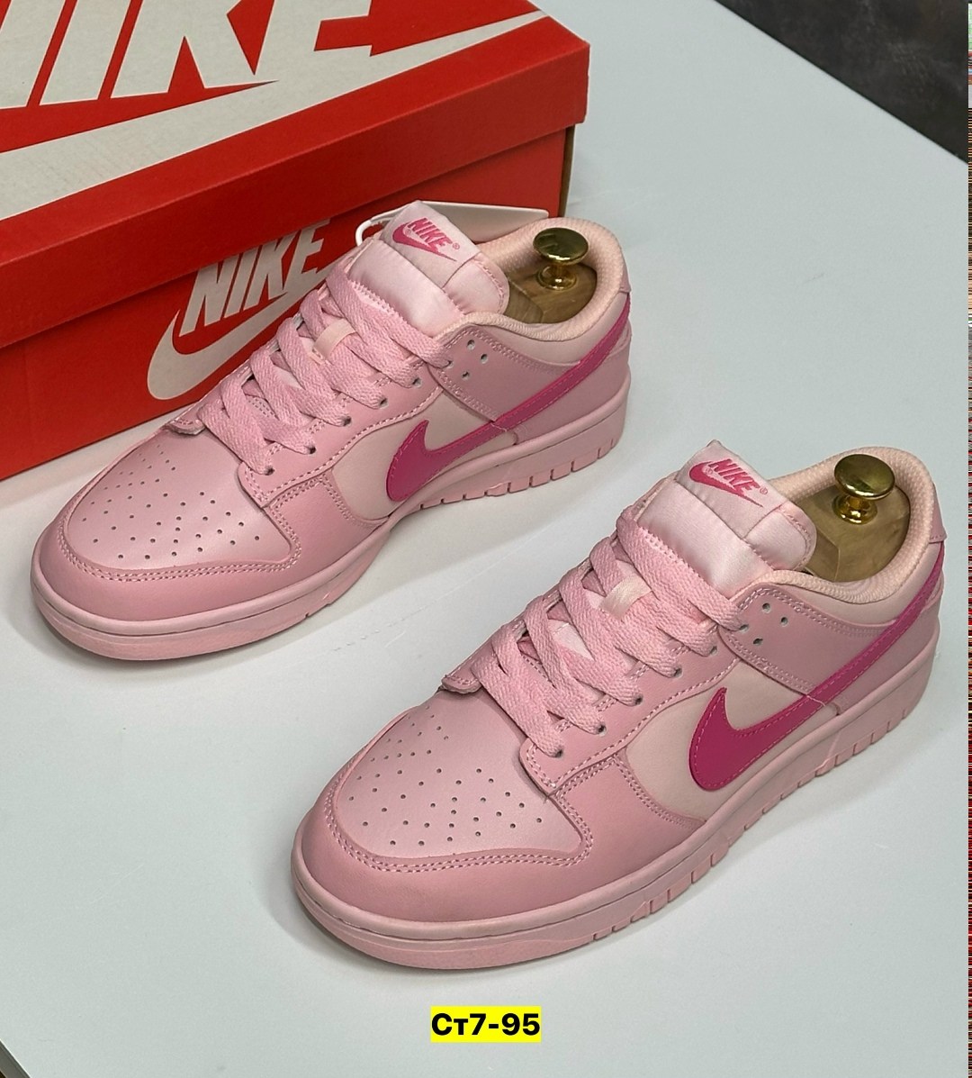 розовые кроссовки найк,женские кроссовки nike,кроссовки найк женские розовые,кроссовки,розовые кроссовки