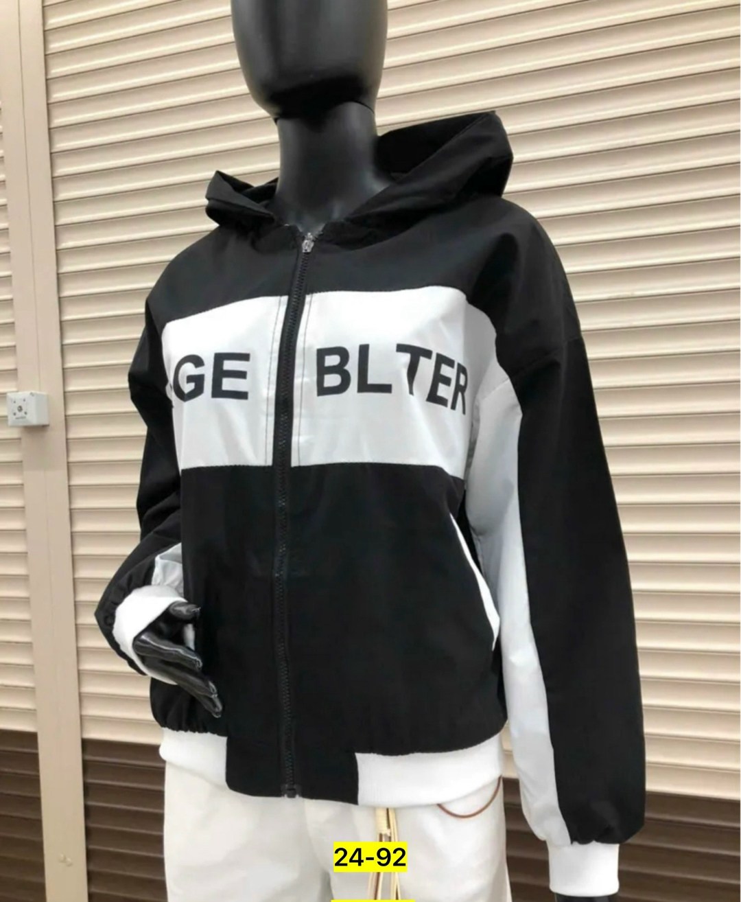 ветровка женская спортивная,ветровка женская,легкая куртка,женская ветровка с капюшоном,ветровка