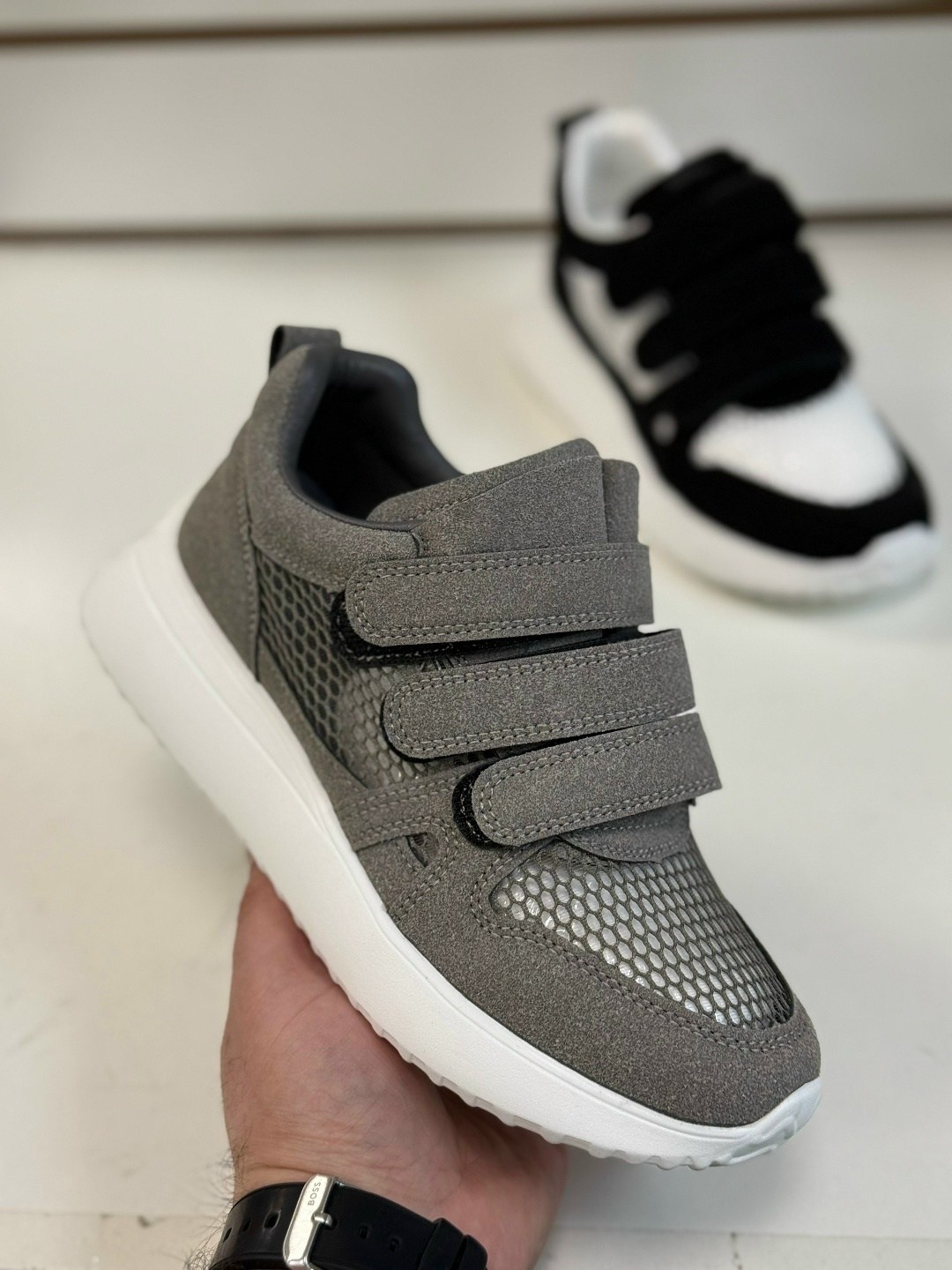 ,кроссовки мальчику,спортивная ,детские кроссовки,повседневная