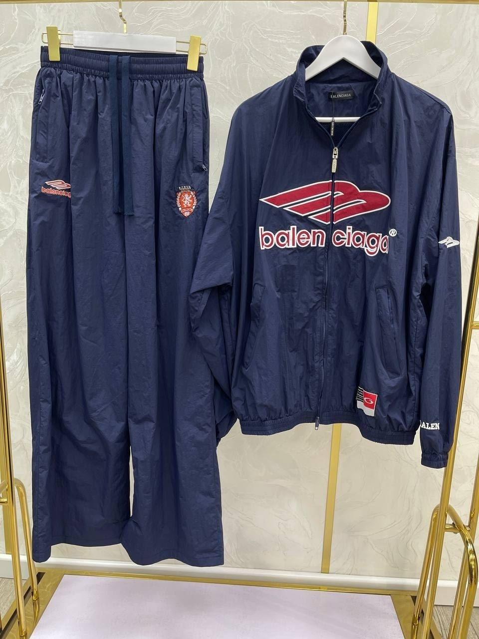 куртка balenciaga,balenciaga штаны,ветровка balenciaga,куртка мужской balenciaga черный,balenciaga balenciaga