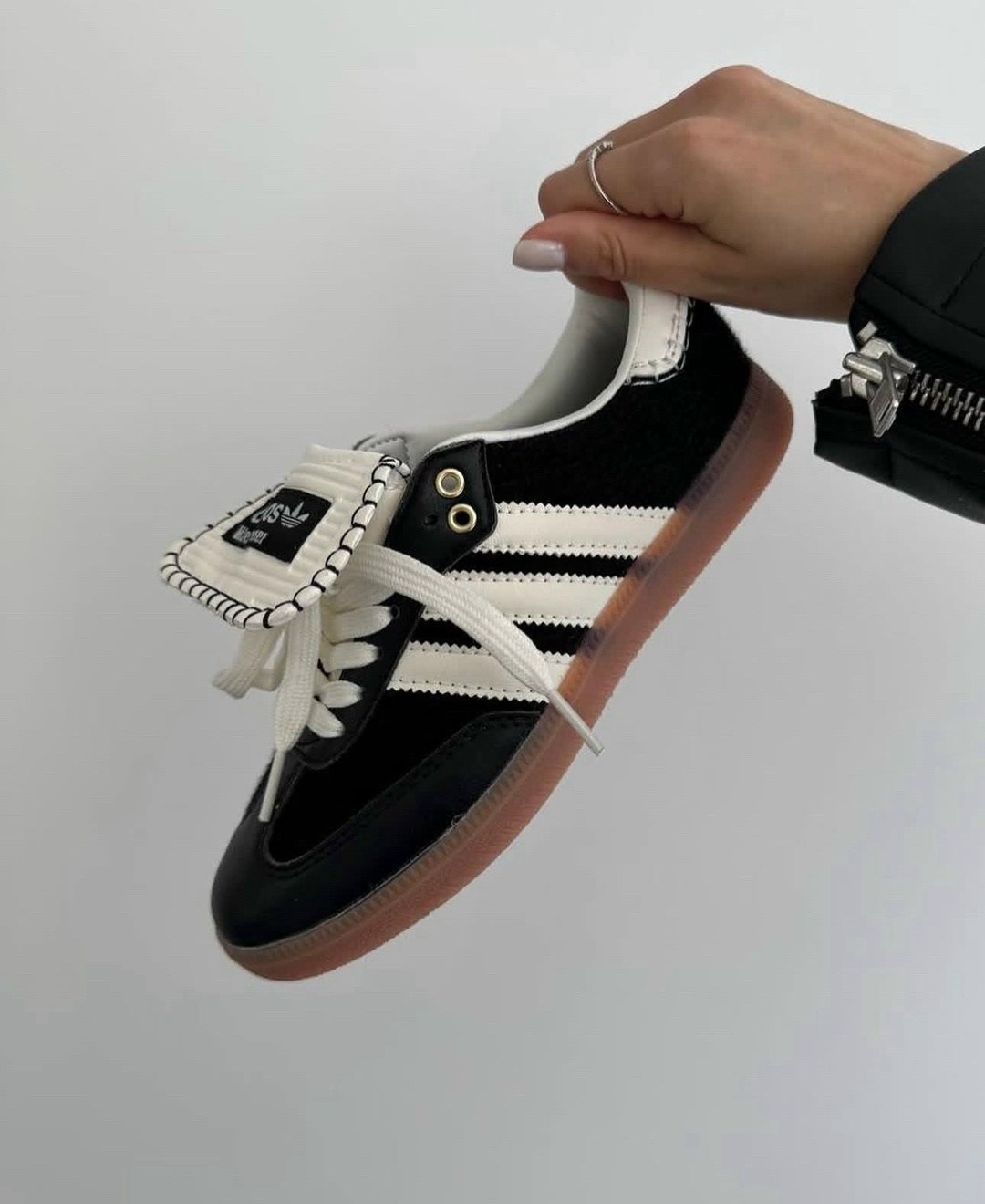 кроссовки adidas,,adidas samba кроссовки,кроссовки адидас самба,кроссовки adidas originals samba