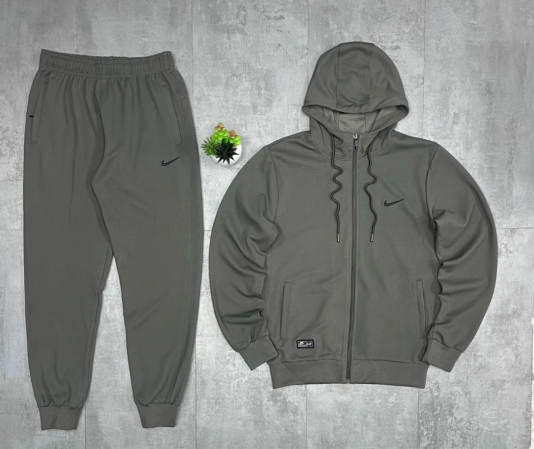 костюм спортивный nike,спортивный костюм nike мужской,мужские спортивные костюмы,спортивный костюм nike на флисе,спортивные костюмы для мужчин