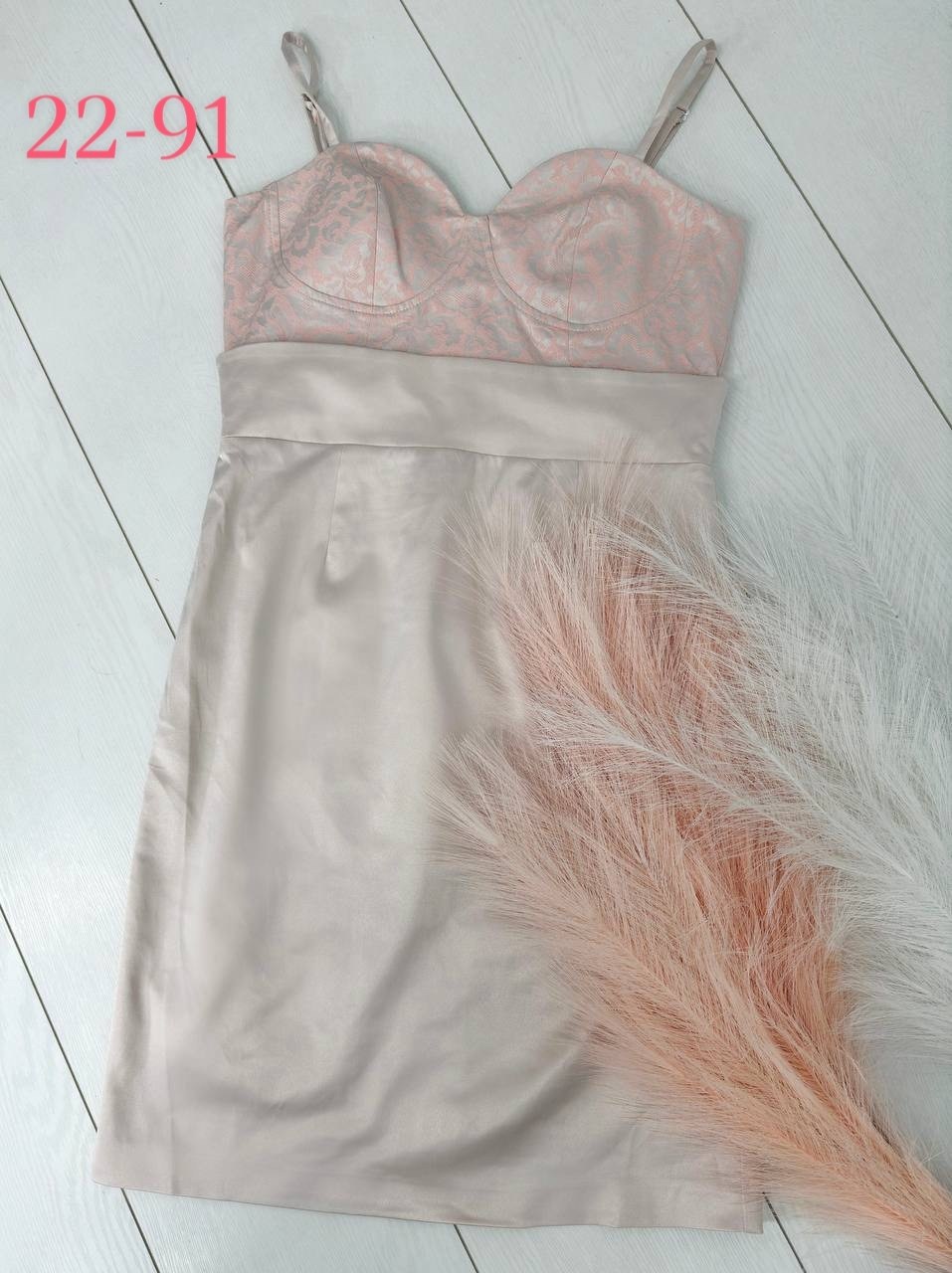 облегающее платье,атласное платье,платья,платье футляр белое,бандажное платье