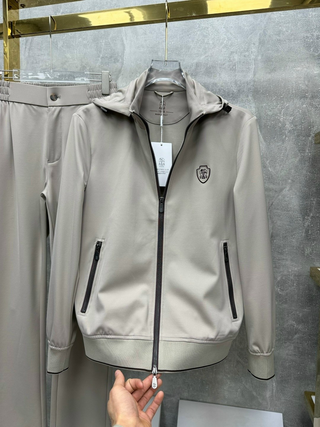 спортивный костюм brunello cucinelli,костюм спортивный,костюм brunello cucinelli,мужские спортивные костюмы