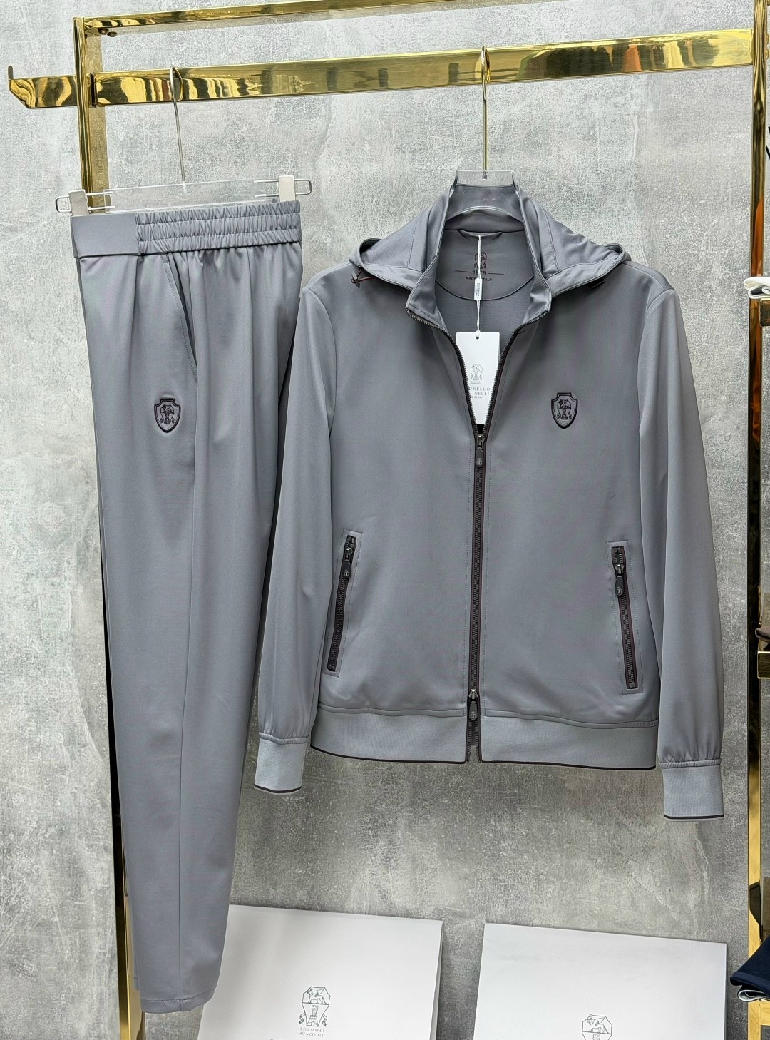 спортивный костюм brunello cucinelli,спортивный костюм philipp plein,спортивный костюм billionaire,костюм brunello cucinelli,мужские спортивные костюмы