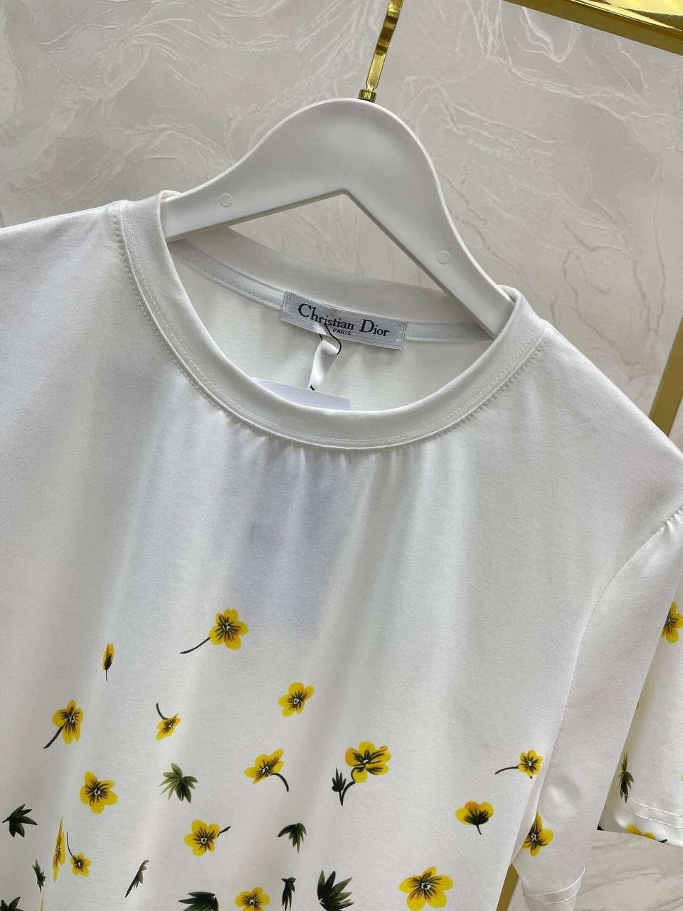 футболки женская,летние футболки,футболка с цветами,женские футболки с принтом,летние женские футболки