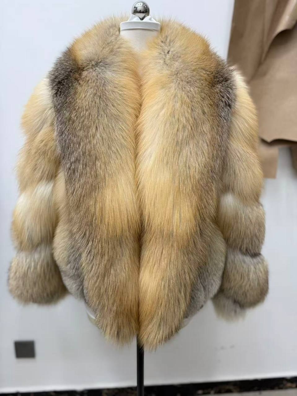 девушка,шуба,шубка песец,шуба лиса,шуба из лисы