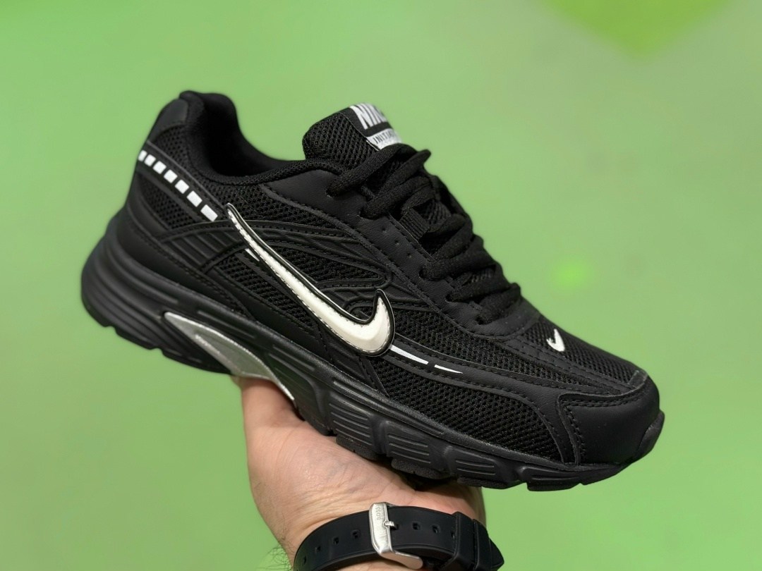 кроссовки nike initiator,кроссовки nike,повседневные кроссовки,мужские беговые кроссовки initiator от finish line nike бежевый,nike initiator