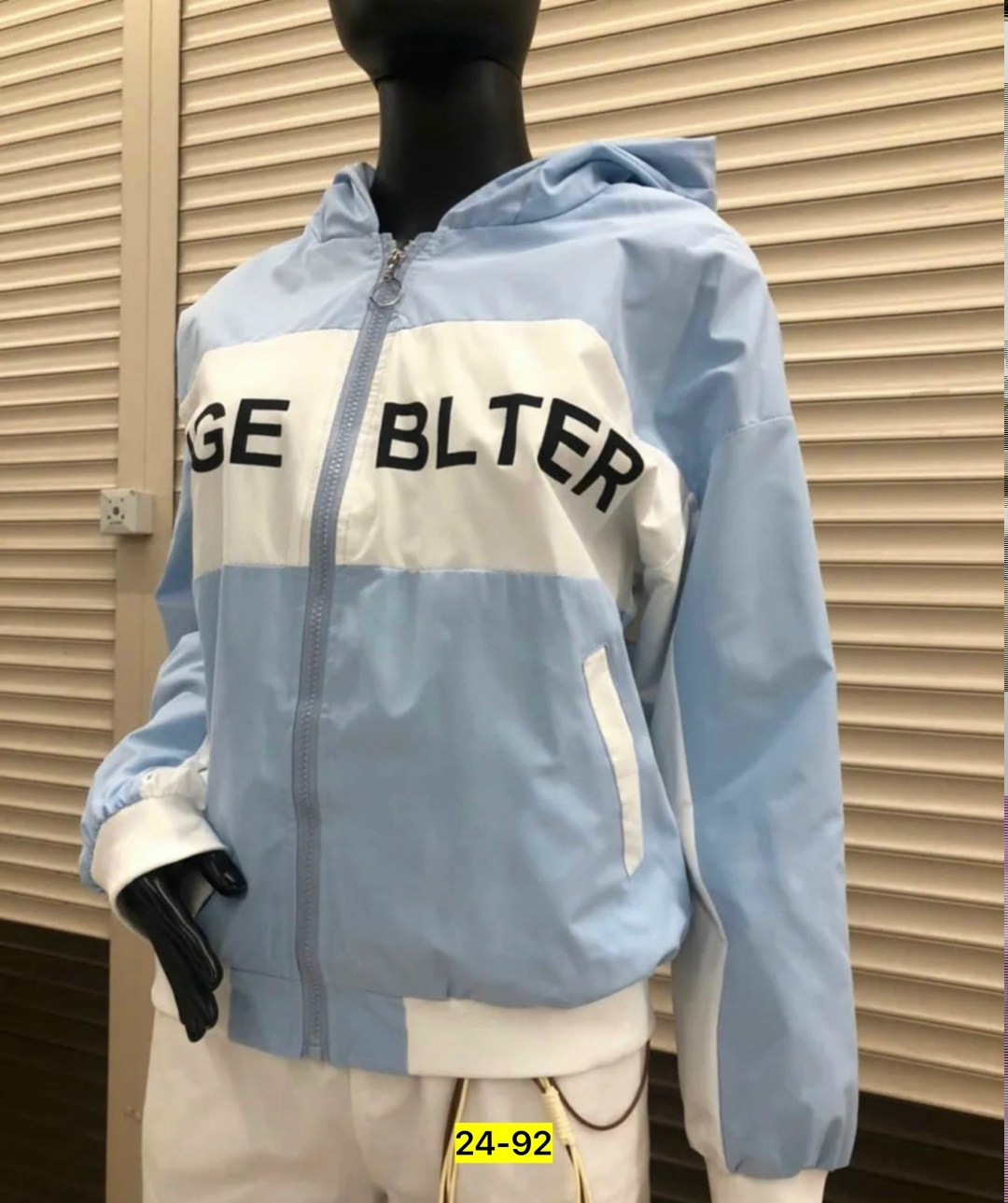 ветровка женская спортивная,ветровка женская,легкая куртка,женская ветровка с капюшоном,ветровка