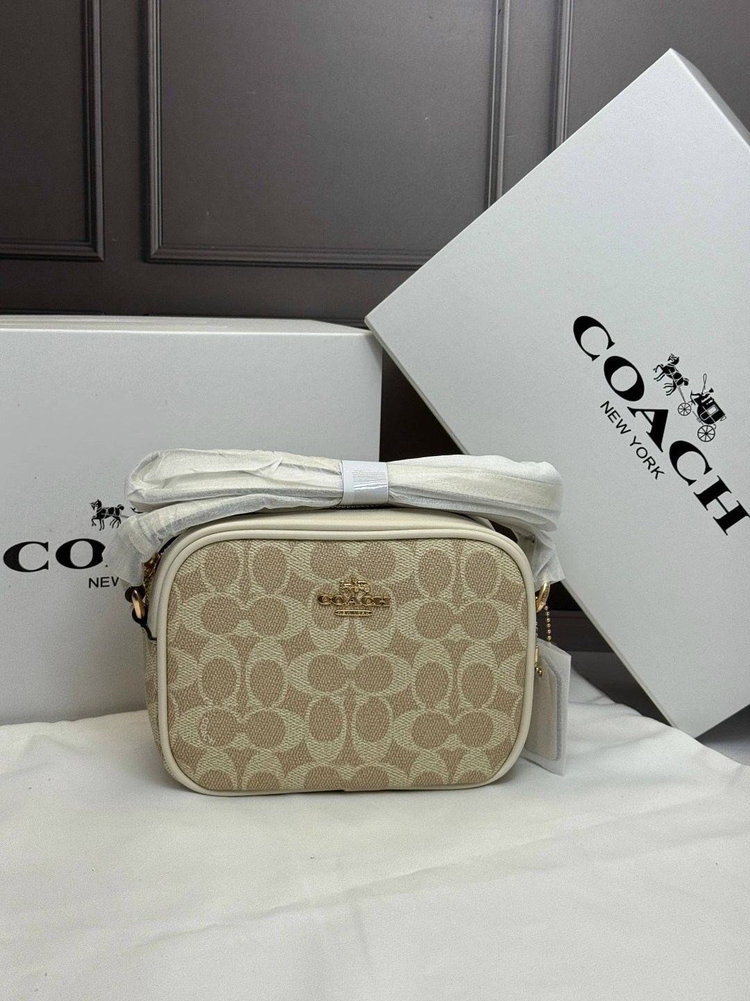 coach сумка женская,coach сумка,сумка coach coach co069bwbilc6,сумка coach цветы,coach сумка с цветочками