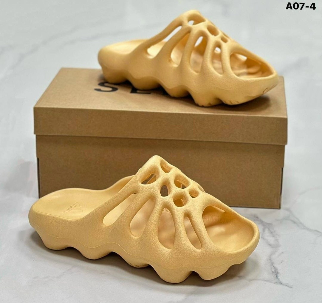 adidas yeezy foam runner stone sage,adidas yeezy foam runner,adidas yeezy 450,adidas yeezy foam,yeezy adidas