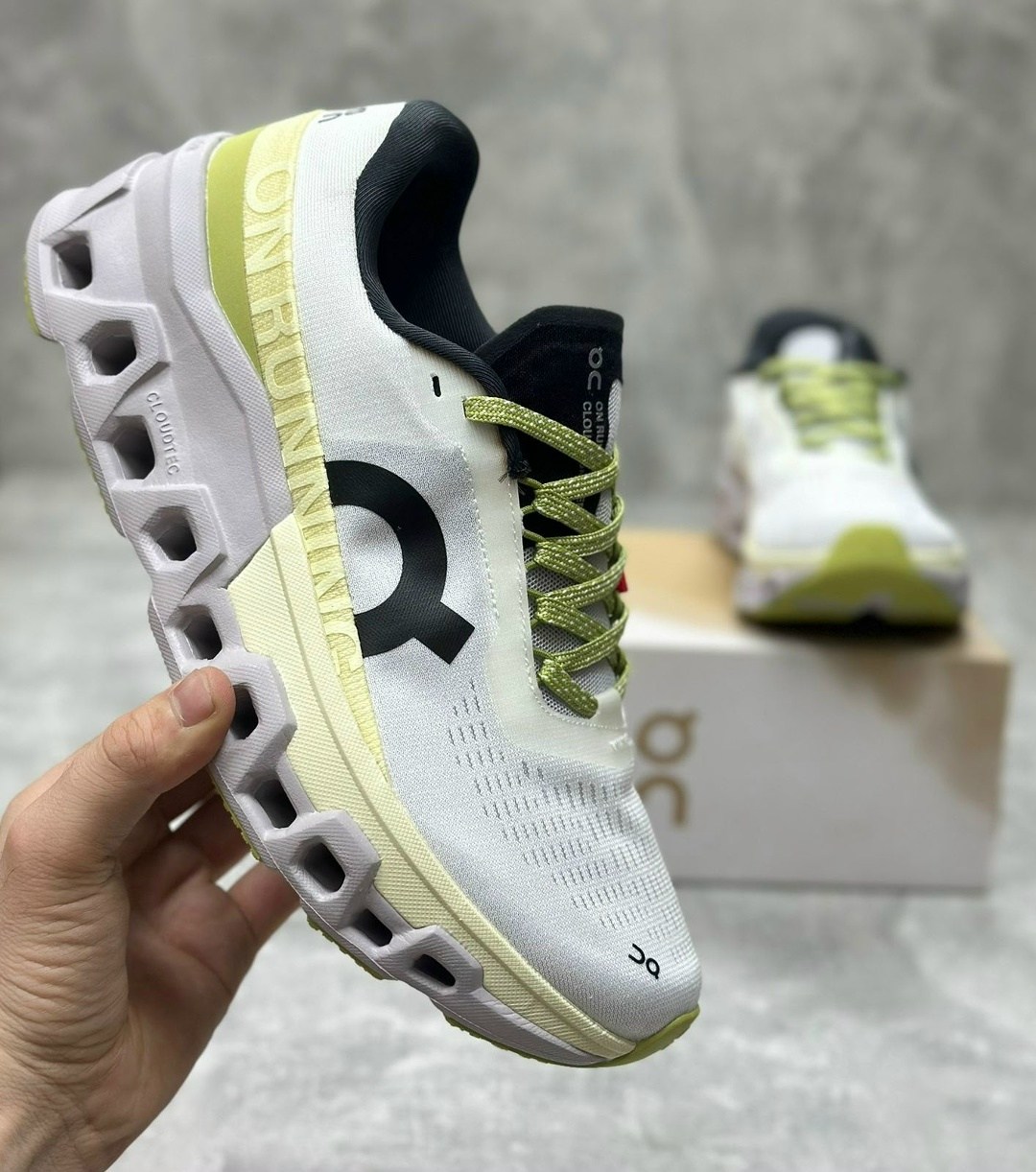 женские кроссовки,спортивная ,,кроссовки on cloudmonster,повседневные кроссовки