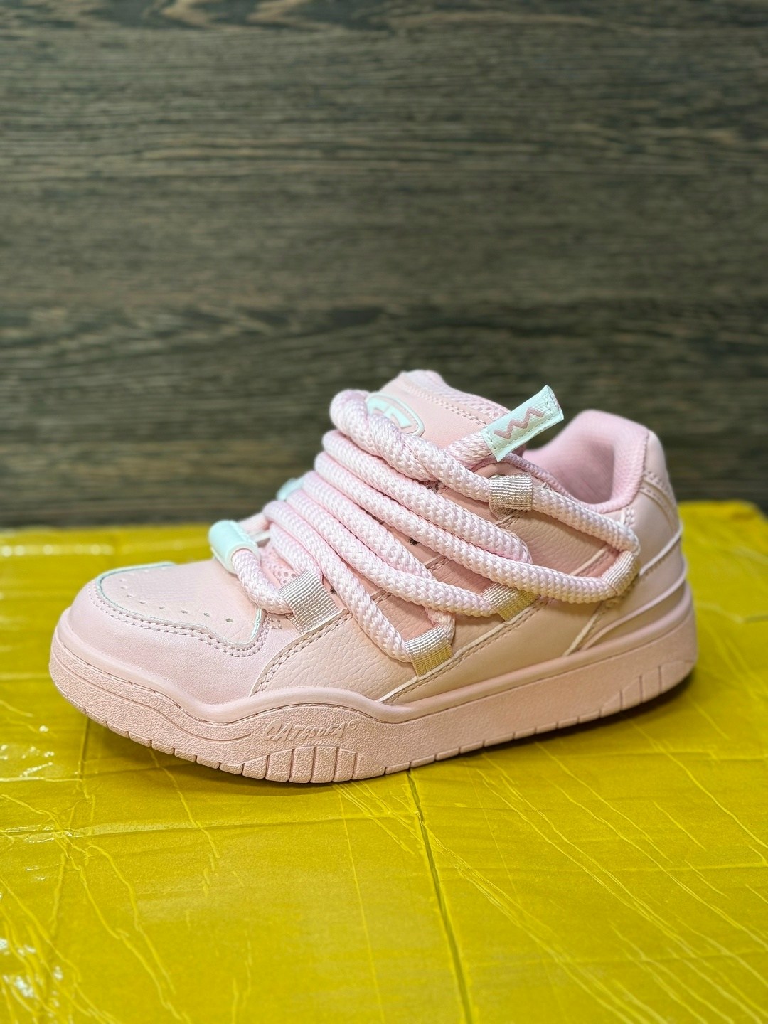 удобные кроссовки,повседневные кроссовки,модные кроссовки,,кроссовки оригинал