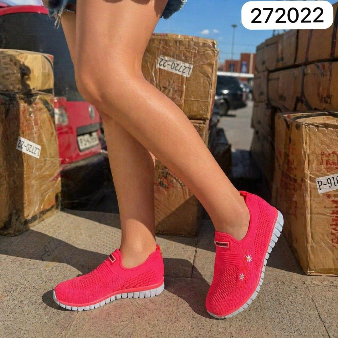 ,слипоны зеленого цвета,слипоны женские салатовые,слипоны летние,кроссовки женскиe