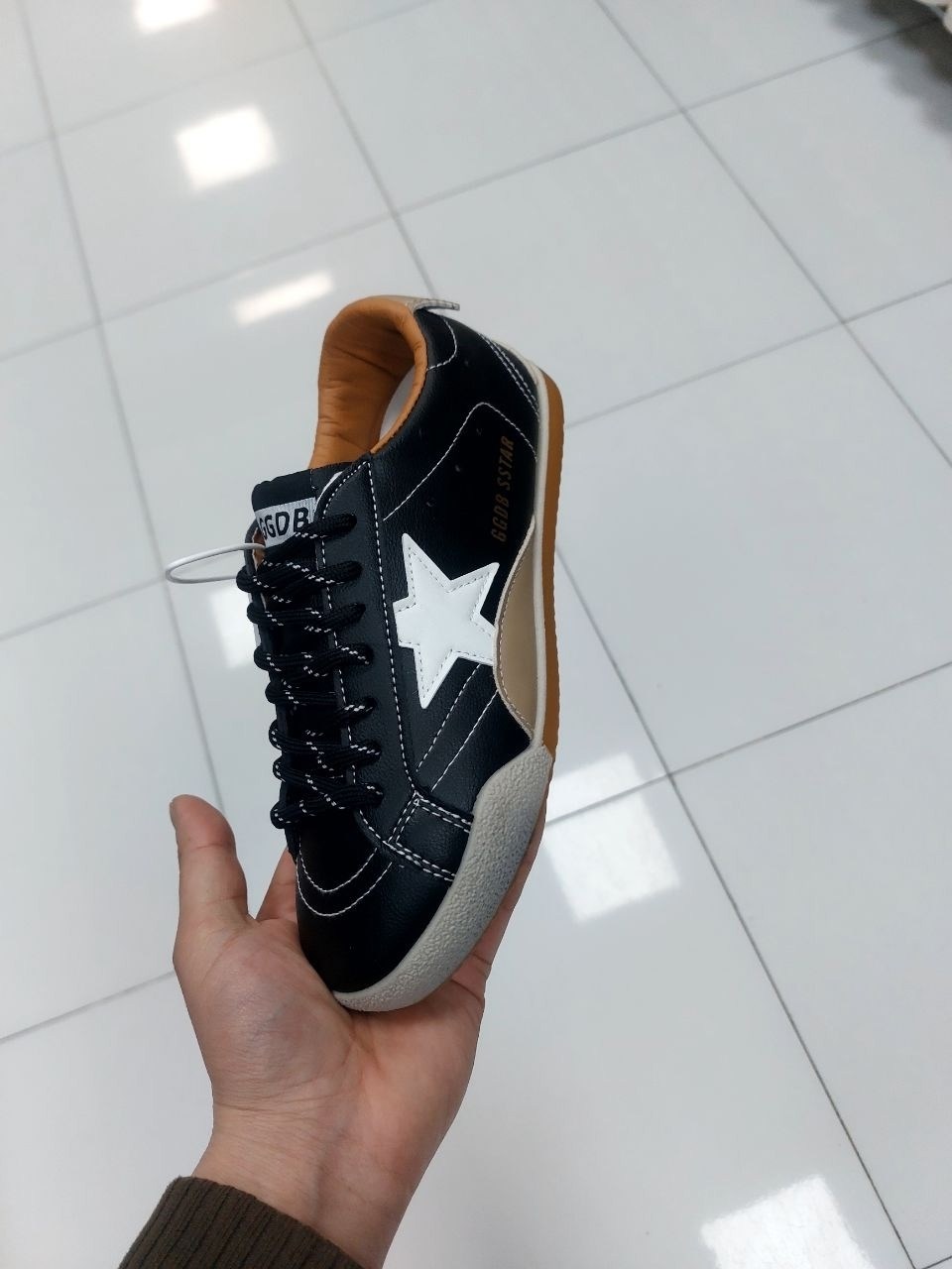 кроссовки golden goose,кроссовки ball star черного и белого цвета golden goose,,кеды golden goose,golden goose чёрные кроссовки