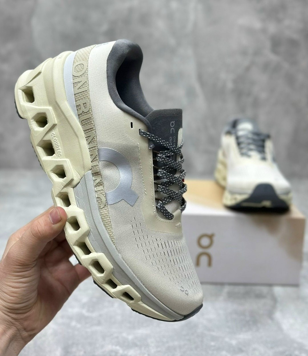 женские кроссовки,спортивная ,,кроссовки on cloudmonster,повседневные кроссовки