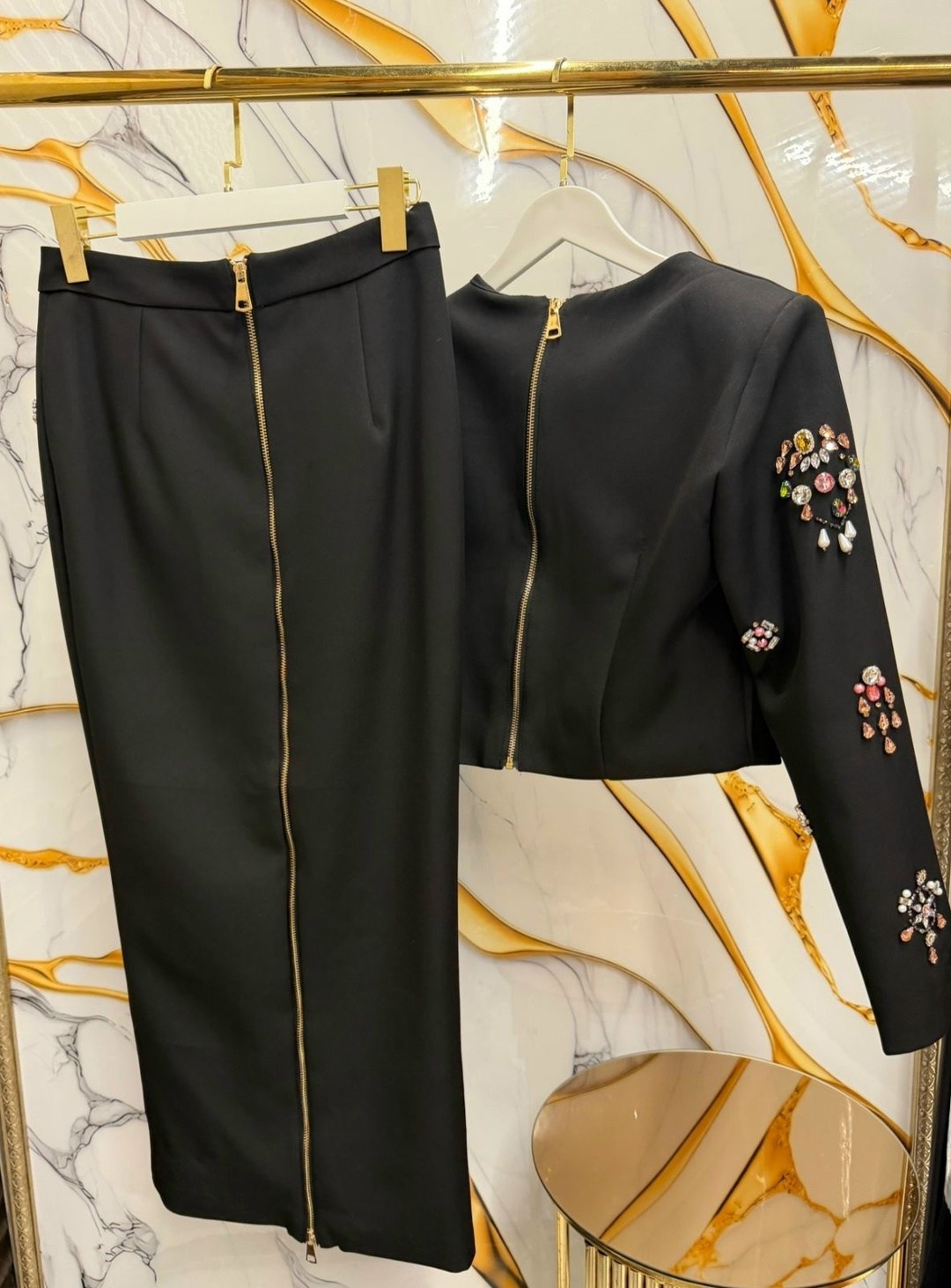 элегантный наряд,элегантное платье,модное платье,платье стильное,платье футляр