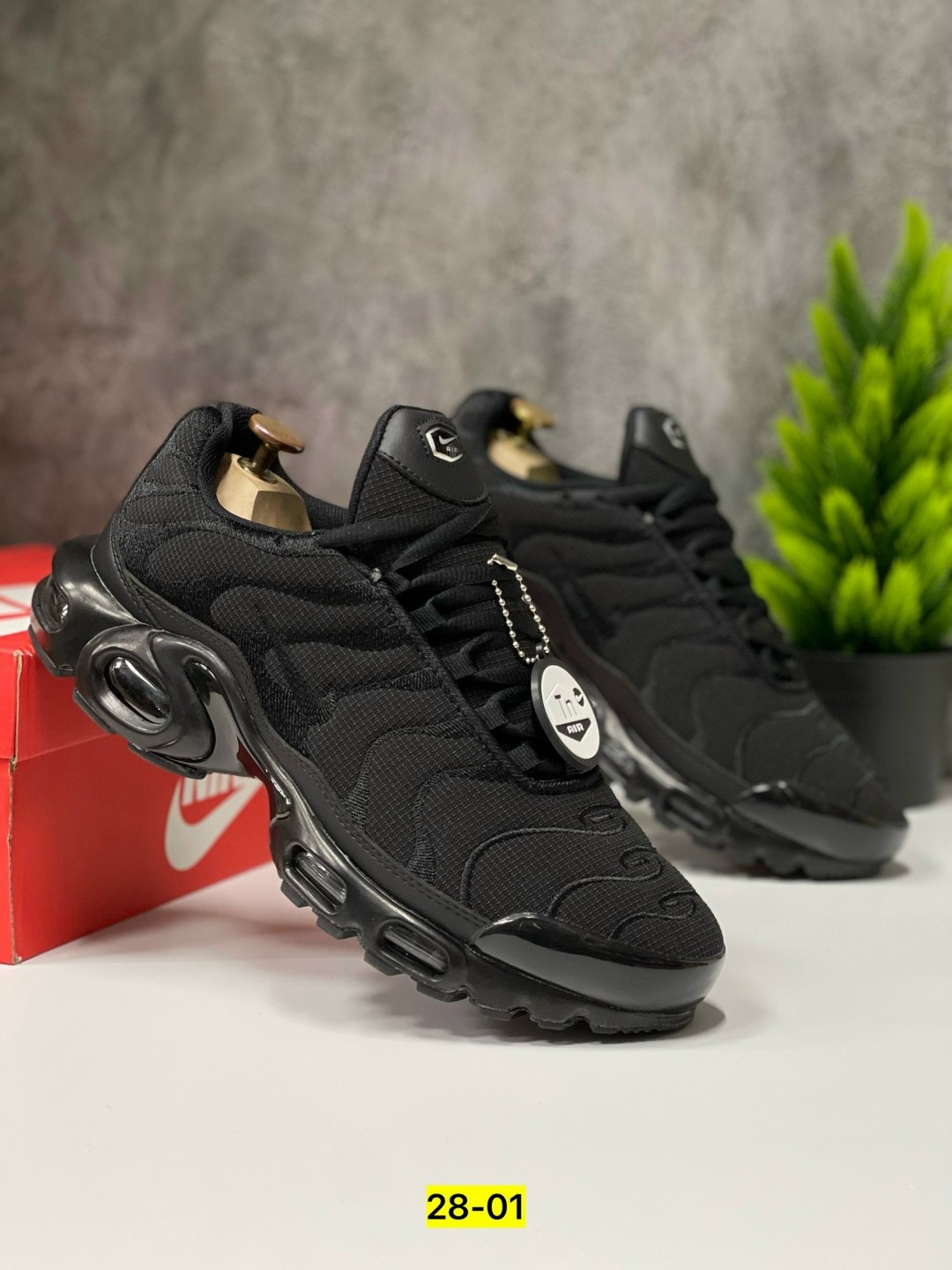 кроссовки nike air max plus tn,кроссовки nike air max tn plus terrascape,nike air max tn plus black,кроссовки мужские nike air max tn plus,nike air max tn plus